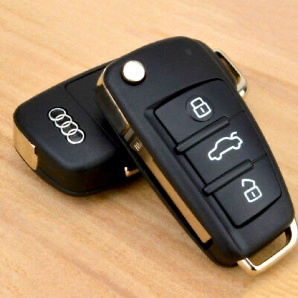 COPY - Audi key OEM 3 Button  IYZ 3314